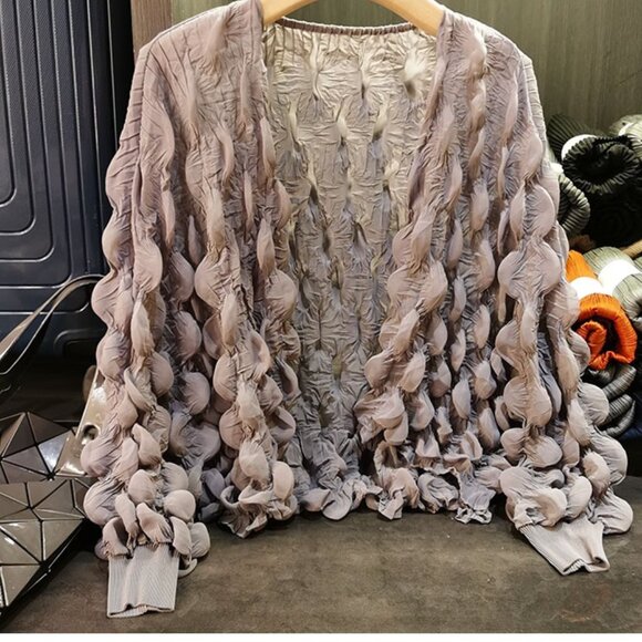 Gray Bubble/Petal Detail Open Cardigan - Picture 1 of 3